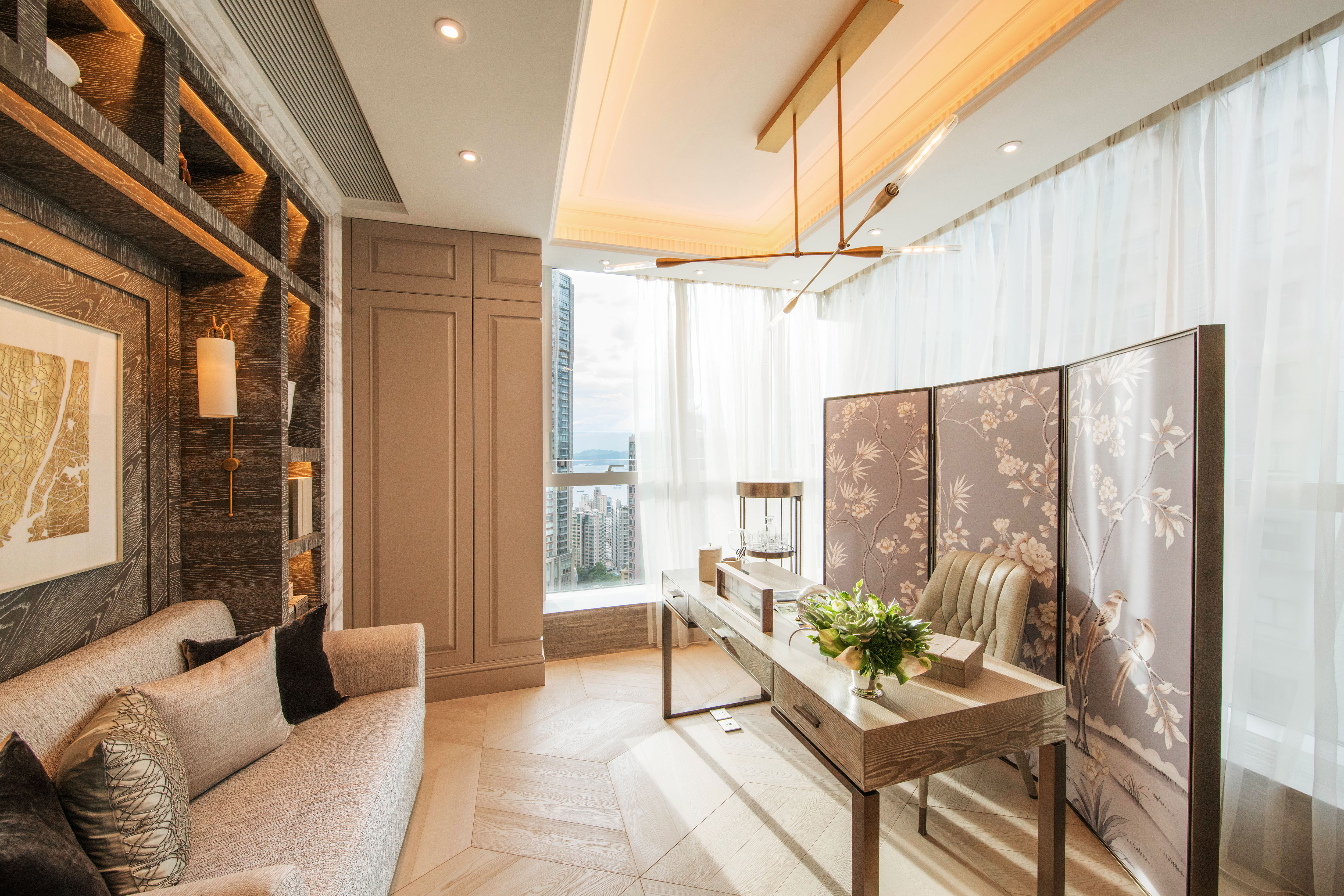 
	Actual photograph taken at Unit D of 28/F in July 2017